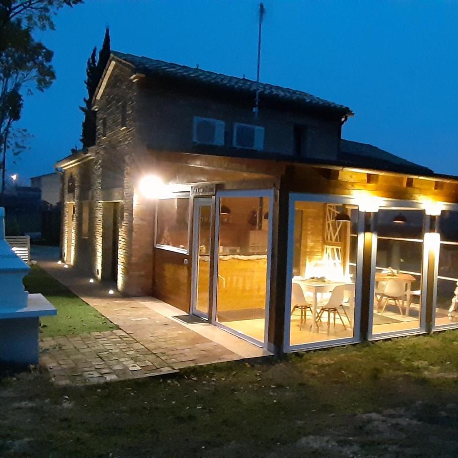 B&B Il Fienile Del Borgo Iesi Exterior photo
