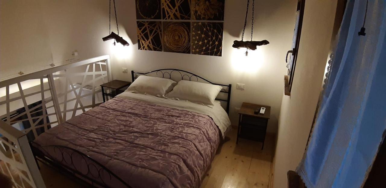 B&B Il Fienile Del Borgo Iesi Exterior photo