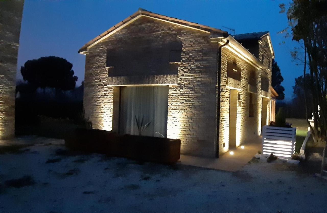 B&B Il Fienile Del Borgo Iesi Exterior photo